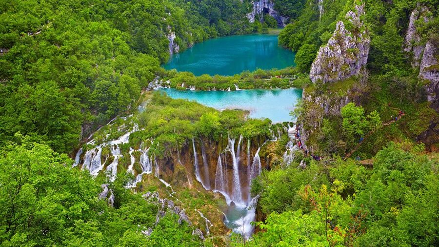 Split: Transfer to Zagreb with Plitvice Lakes Entry Tickets - The morning departure and the long road north