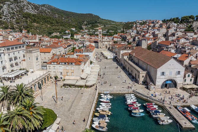 Split/Trogir: Blue Cave, Vis and Hvar Small Group Tour - What the ride feels like on a speedboat