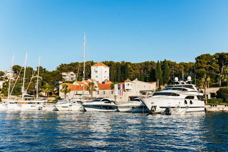 Split/Trogir: Blue Lagoon and 3 Islands Speedboat Tour - How to make the most of your day