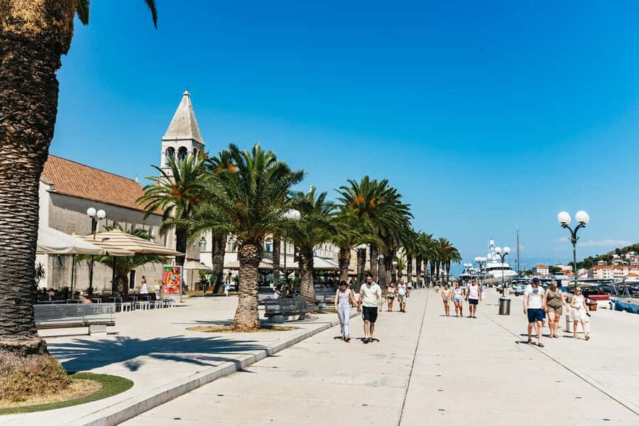 Split/Trogir: Blue Lagoon and 3 Islands Speedboat Tour - Should you book the Blue Lagoon and 3 Islands Tour?