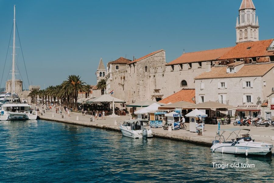 Split & Trogir: Private Blue Lagoon & Wine Tasting Boat Tour - Speedboat views between Split and the islands
