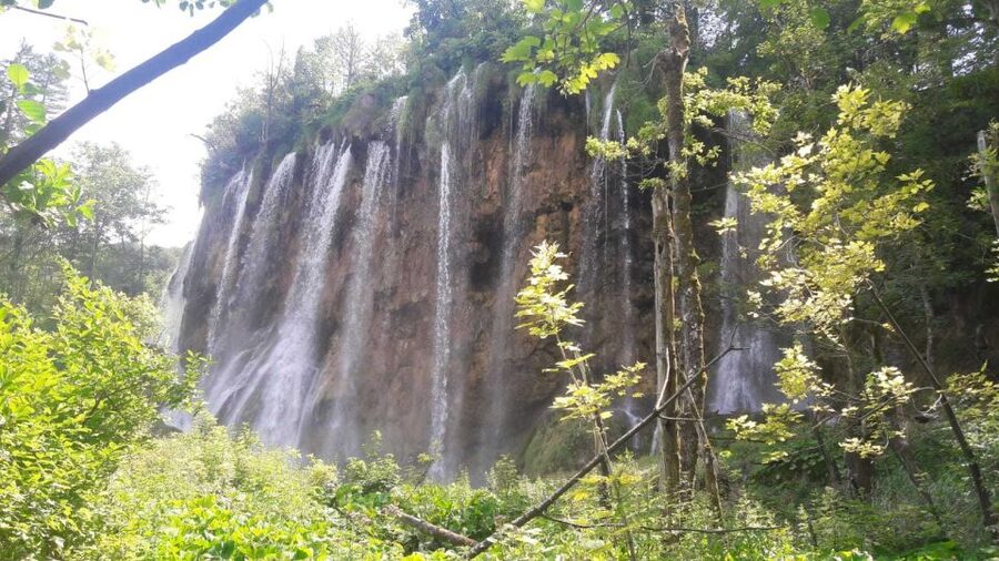 Split/Trogir to Zagreb: Private Transfer with Plitvice Lakes - Entering Plitvice Lakes National Park