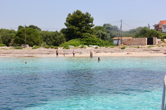 Three Islands Private Speedboat Tour With Blue Lagoon Stop - A full Adriatic day from Split