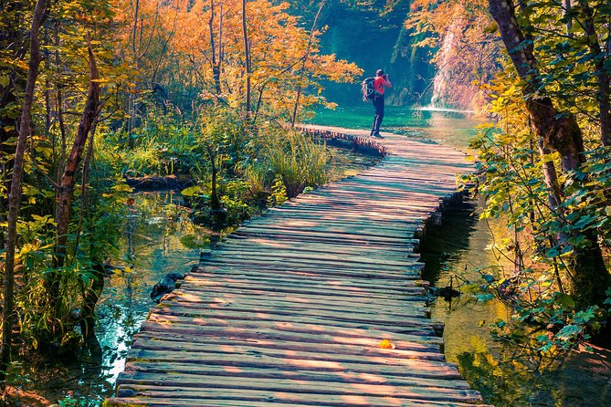 Transfer from Split to Zagreb with Entry Ticket to Plitvice Lakes - Crowds, music, and the risk of a rushed day
