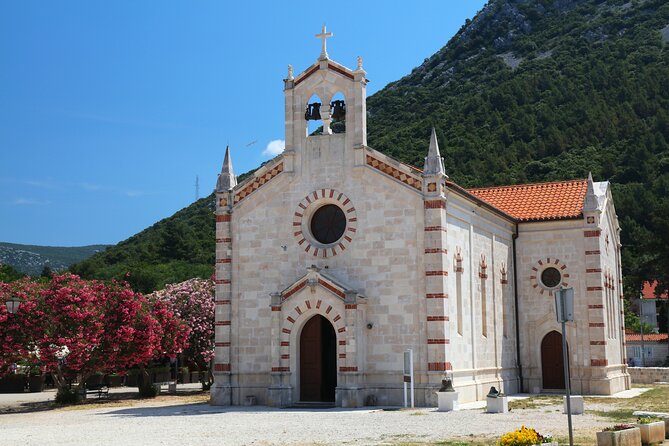 Transfer Split to Dubrovnik with Sightseeing in Ston Town - Walking the 5.5-Kilometer Ston Walls