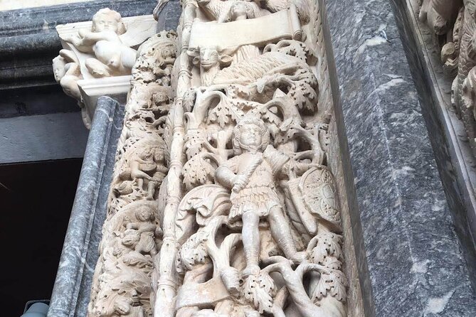 Trogir Old Town History and Monuments Private Guided Walking Tour - A slower stretch on the Trogir promenade