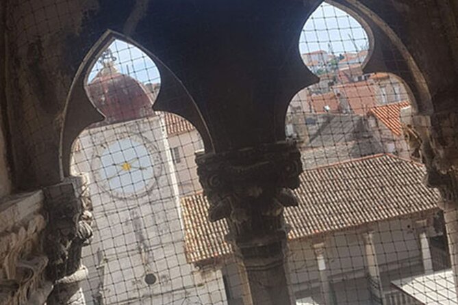 Trogir Old Town History and Monuments Private Guided Walking Tour - Karmelengo Fortress and Venetian rule