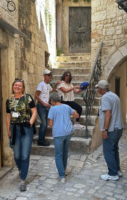 Trogir; Private walking tour of higlights of Trogir - Finishing at Kamerlengo Fortress
