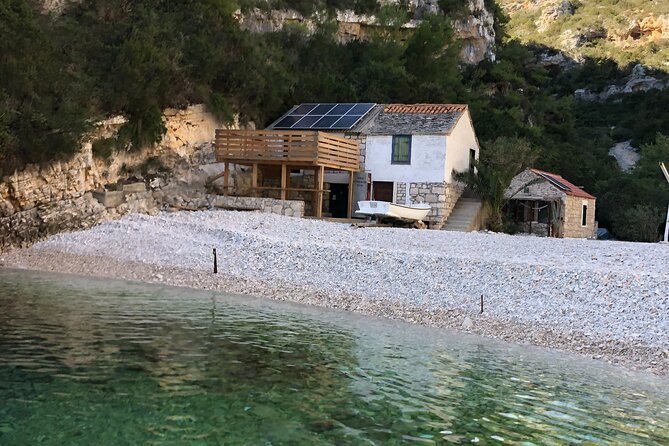 VIS Island (Mamma Mia Island) PRIVATE TOUR - Budikovac Island and the turquoise lagoon