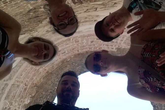 Walk through Split with an archeologist - What a maximum group of 10 means