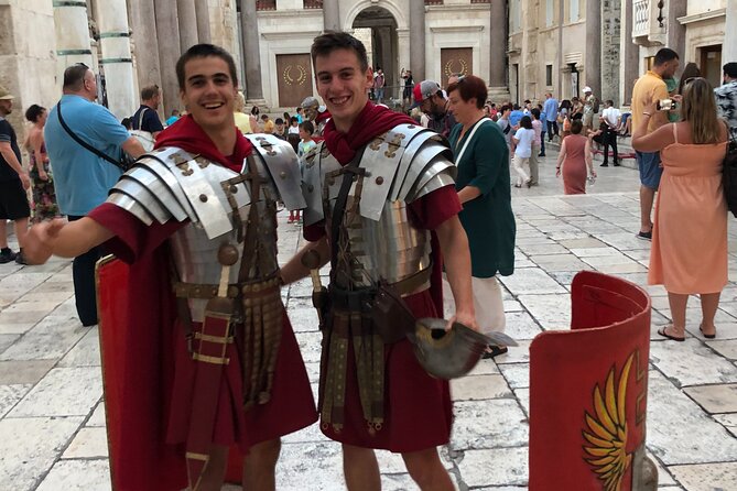 Walking Tour of Split and Diocletian's Palace - Fruit’s Square and the Venetian chapter