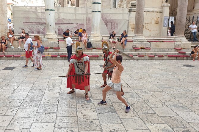 Walking Tour of Split and Diocletian's Palace - The old synagogue and Split’s Jewish story