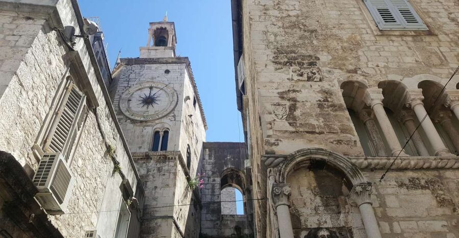 Walking Tour Split - Cathedral of St. Duje and Jupiter’s Temple