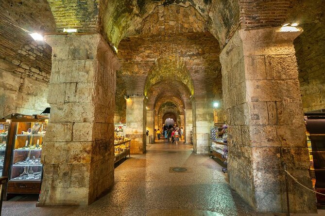 YOUR BEST PRIVATE TOUR - amazing Split and Diocletian's palace - Silver Gate, Golden Gate, and the Roman street plan