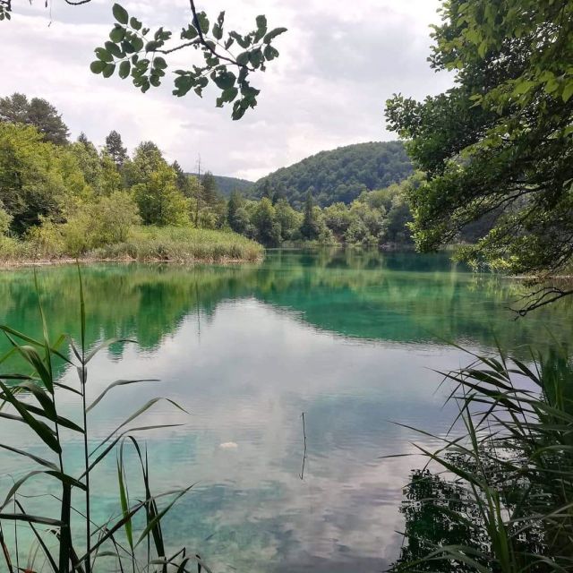 Zagreb to Split: Private Transfer with Plitvice Lakes - Crossing Lake Kozjak by electric boat